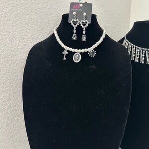 Paparazzi Silver and White Necklace Set